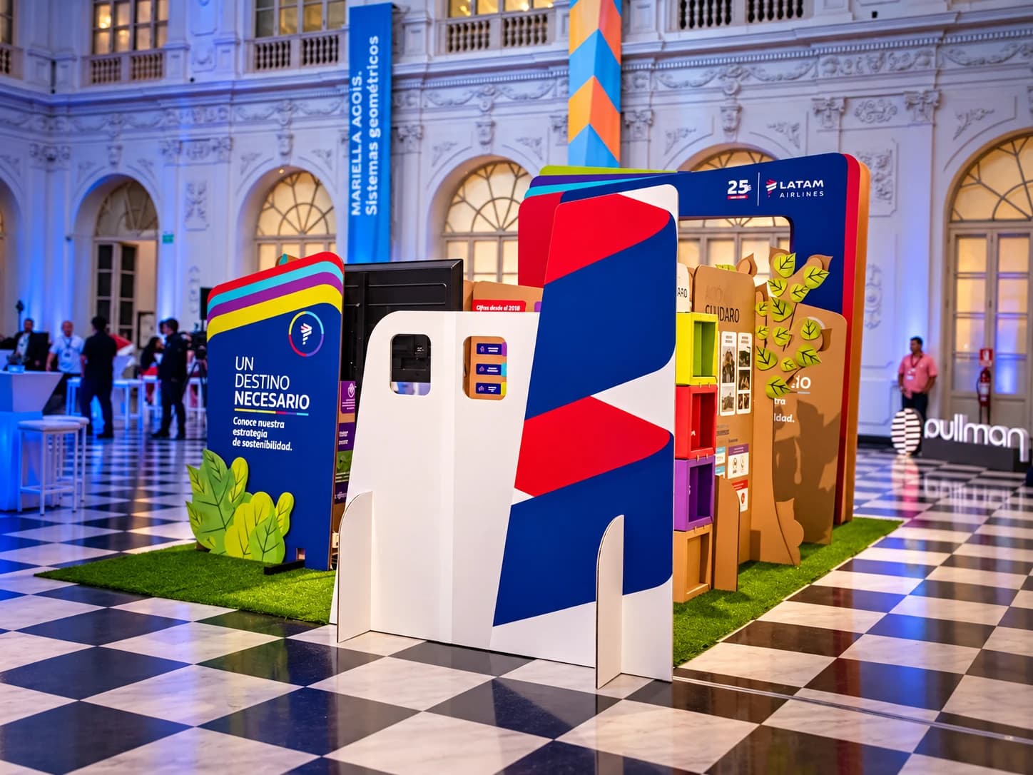 Diseño de stand isla de LATAM