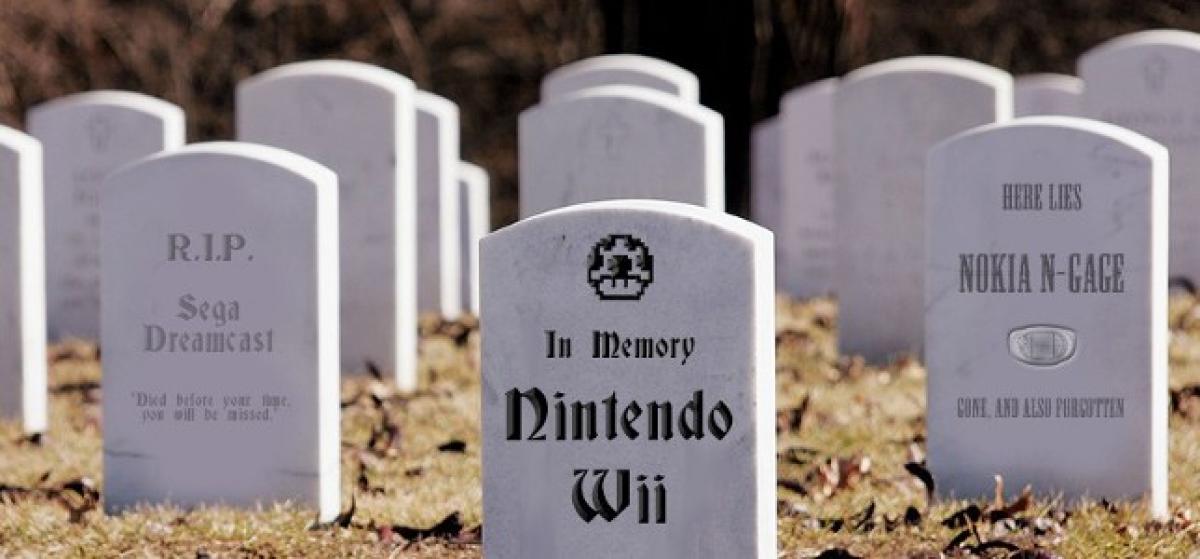 tumbas en memoria de Nintendo Wii Sega Dreamcast y Nokia N Cage