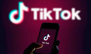 tik tok en smartphone